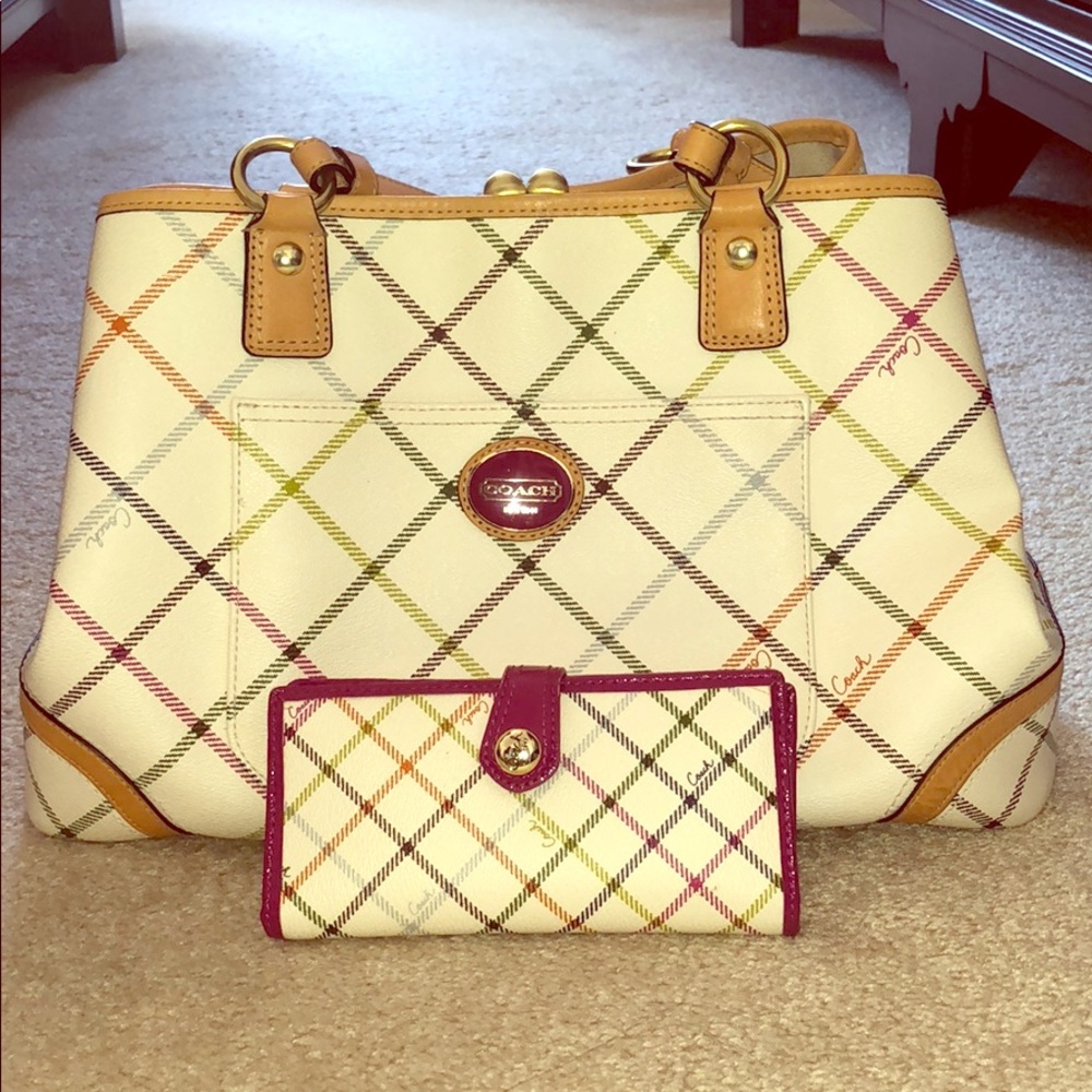 Coach shoulder bag and wallet